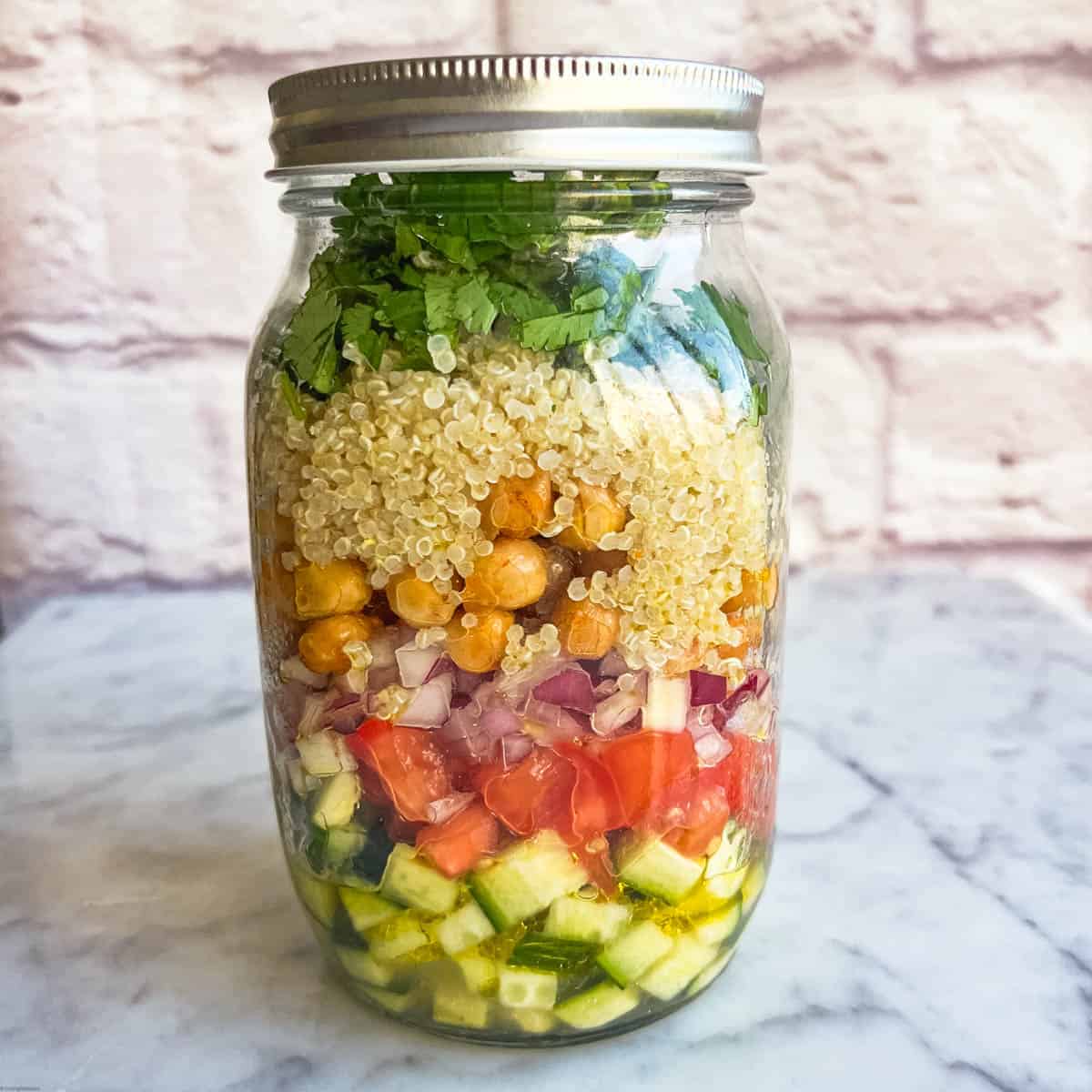 Versatile Quinoa Chickpea Salad: Perfect for Meal Prep & Potlucks